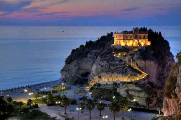 Flowery Tropea Apartment エクステリア 写真